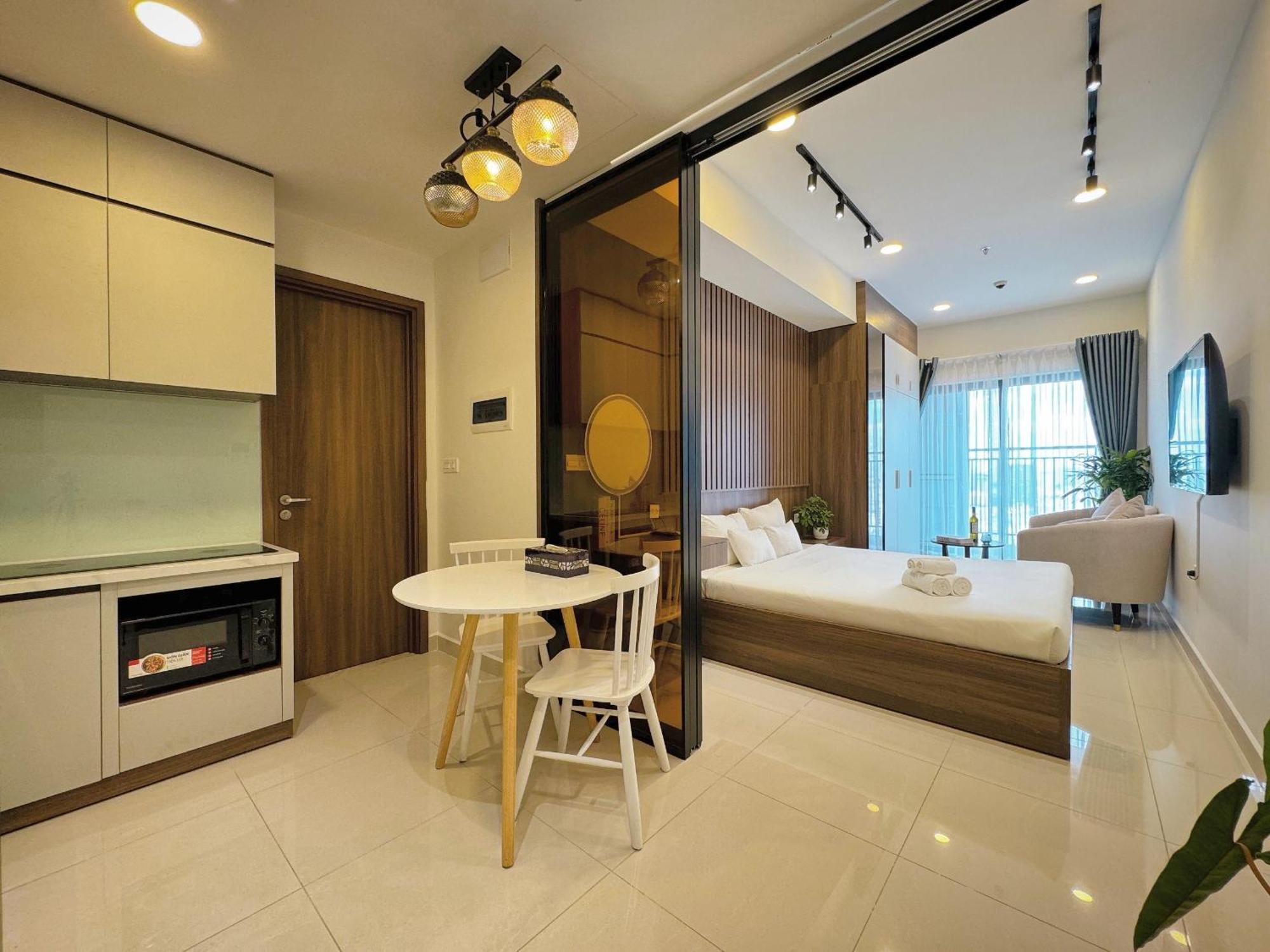 Yu Stay Lux And Cozy 2Bedrs In Soho Residence Near Bui Vien Walking Street Ho Chi Minh-stad Buitenkant foto